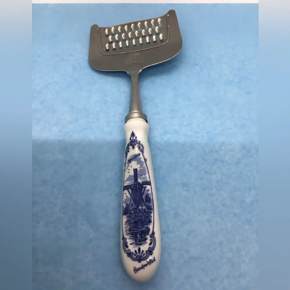 Hand painted Delft Henry Willig Cheese Grater